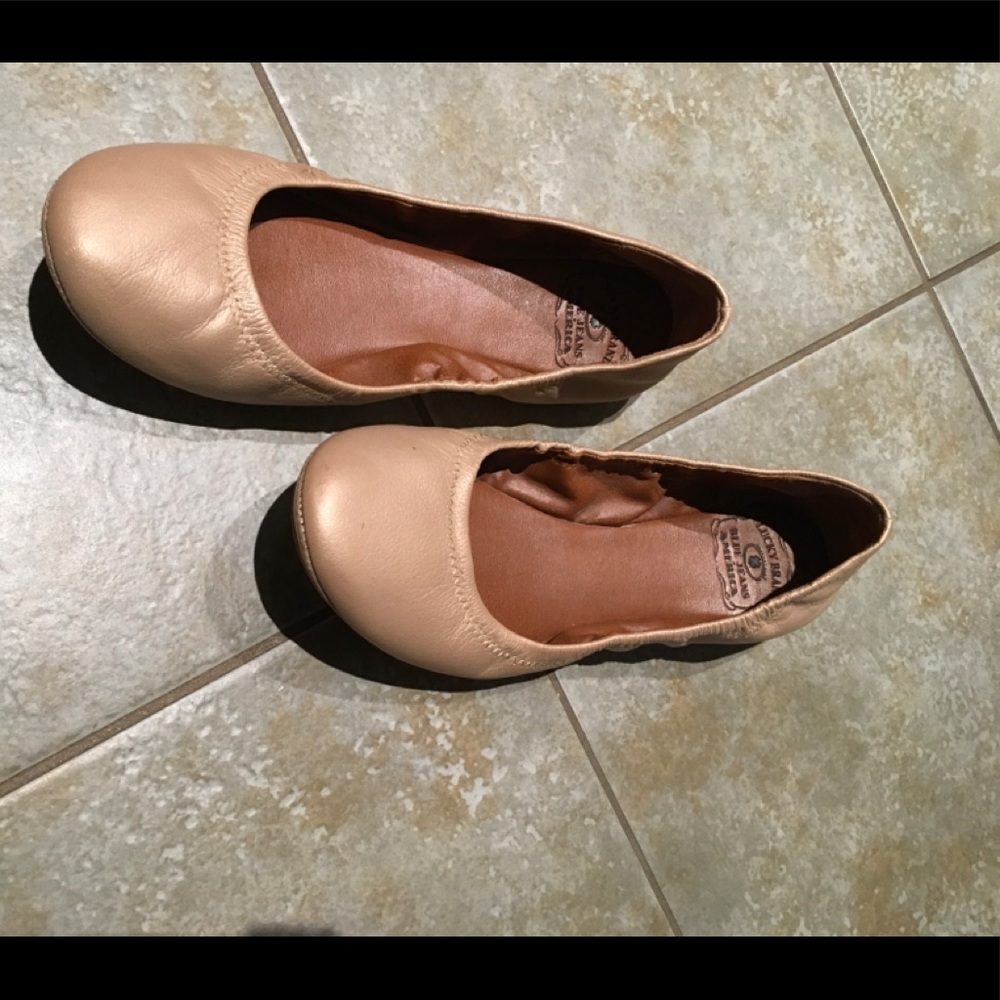 Rose gold flats🌹